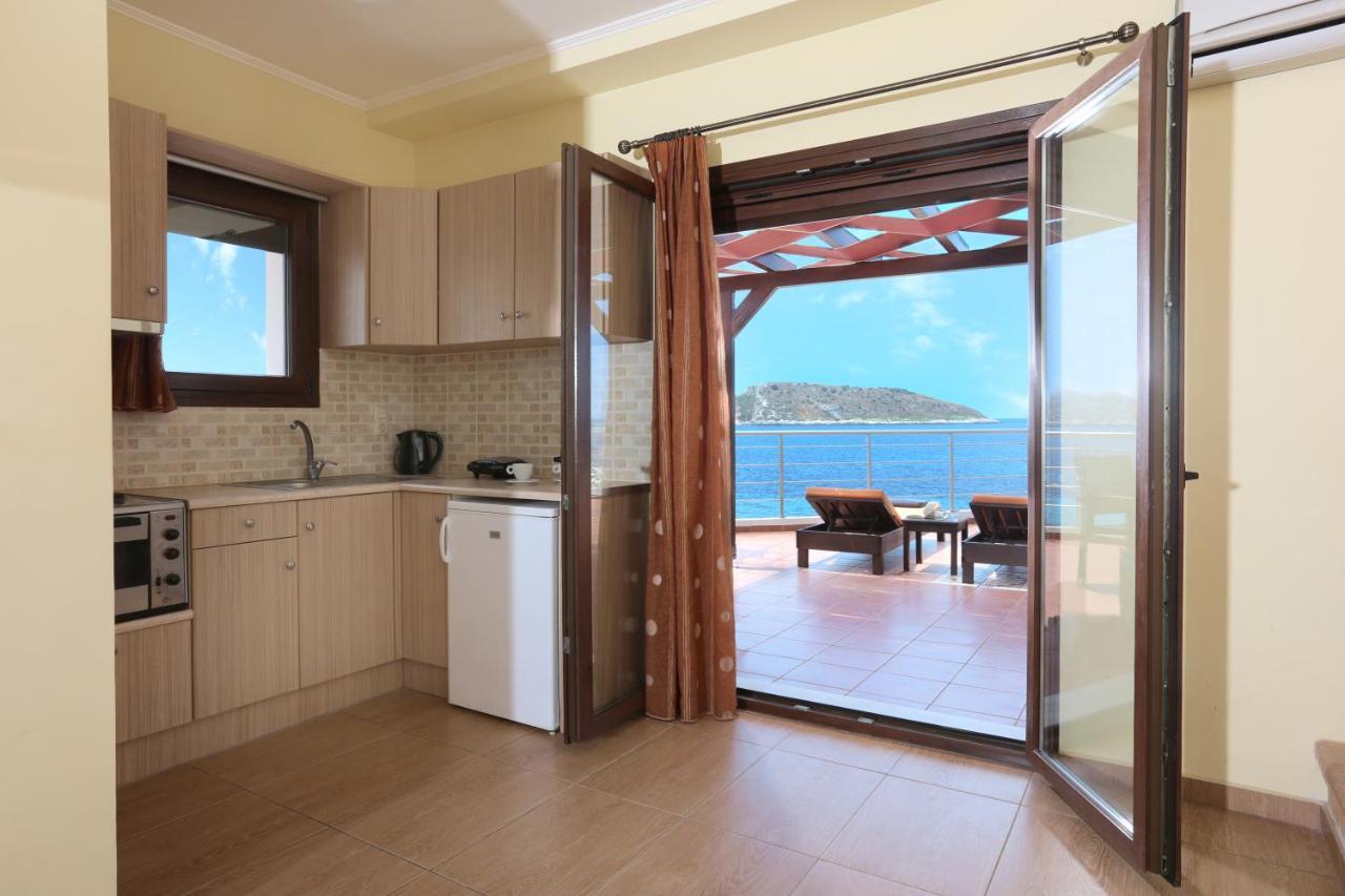 Faros Luxury Suites Marathopoli Dış mekan fotoğraf
