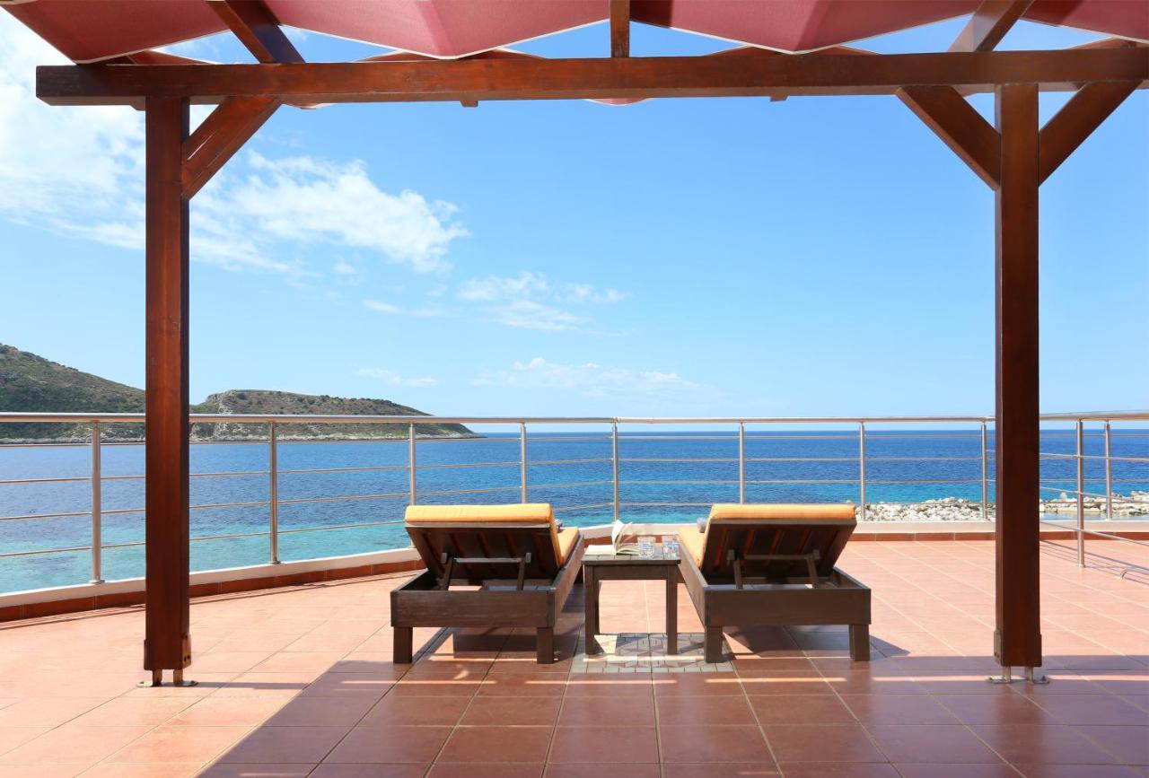 Faros Luxury Suites Marathopoli Dış mekan fotoğraf