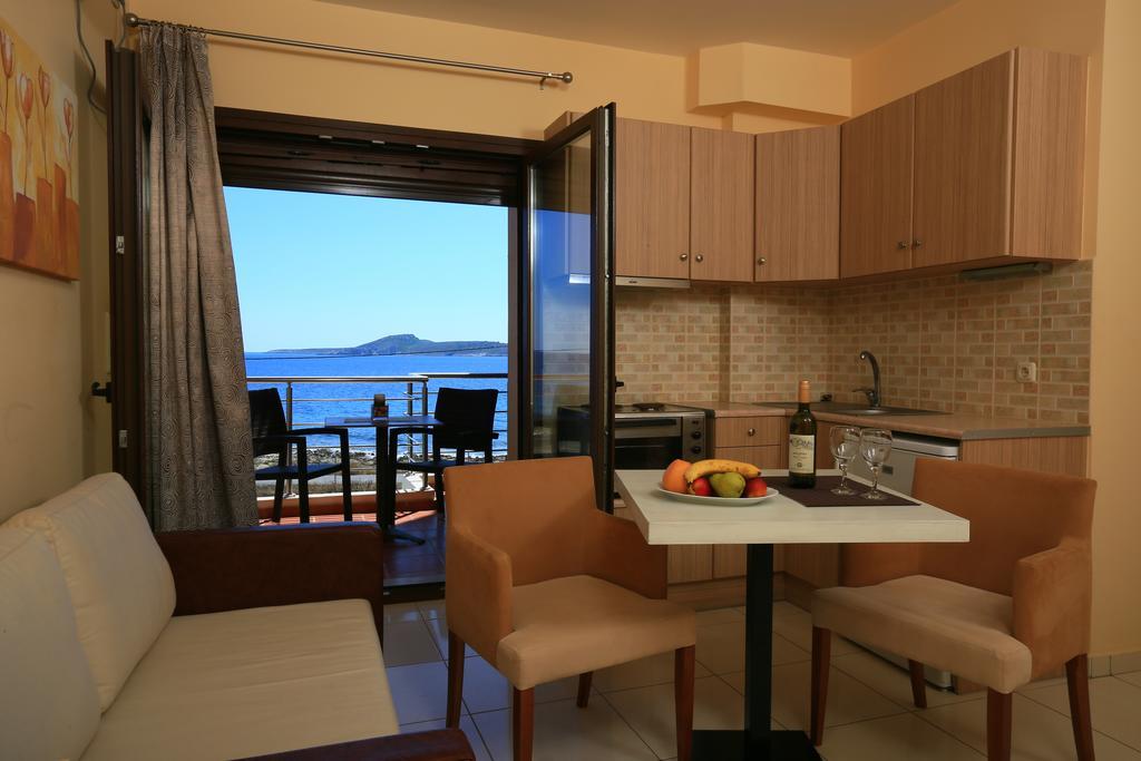 Faros Luxury Suites Marathopoli Dış mekan fotoğraf