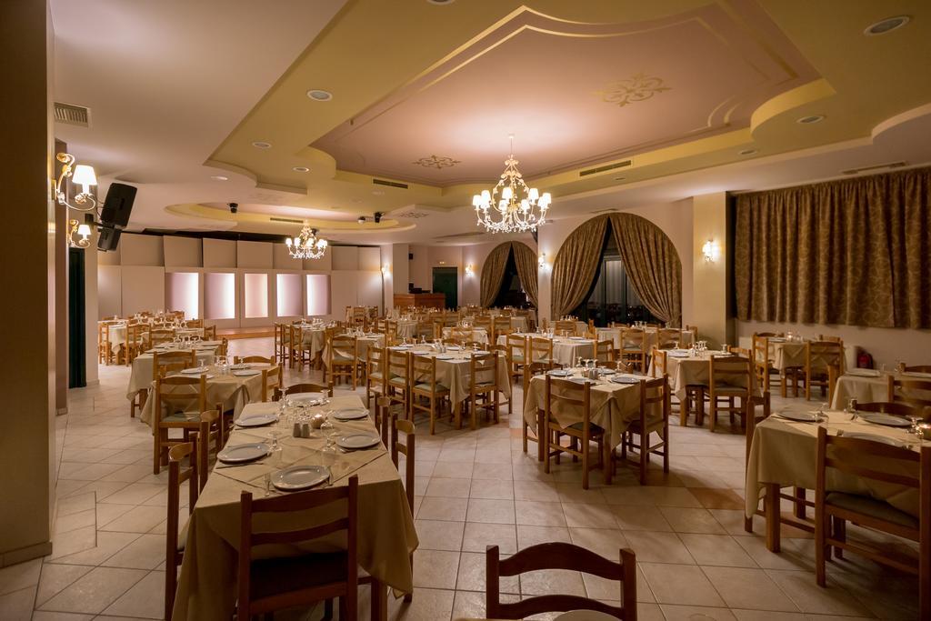 Faros Luxury Suites Marathopoli Dış mekan fotoğraf